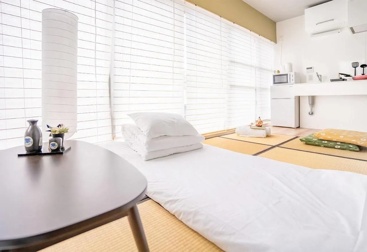 Japan House Ebisu Apartment Tokyo 0*,  Japan